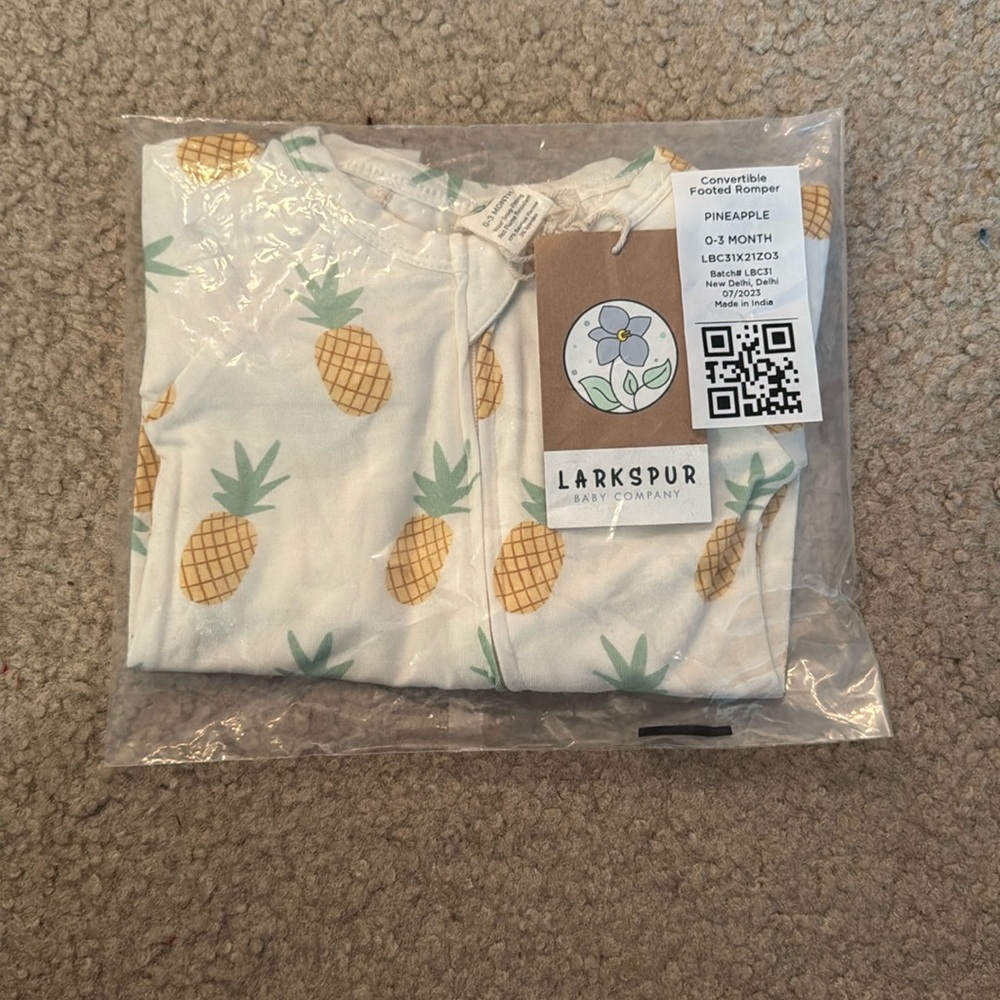NWT Larspur Convertible Romper